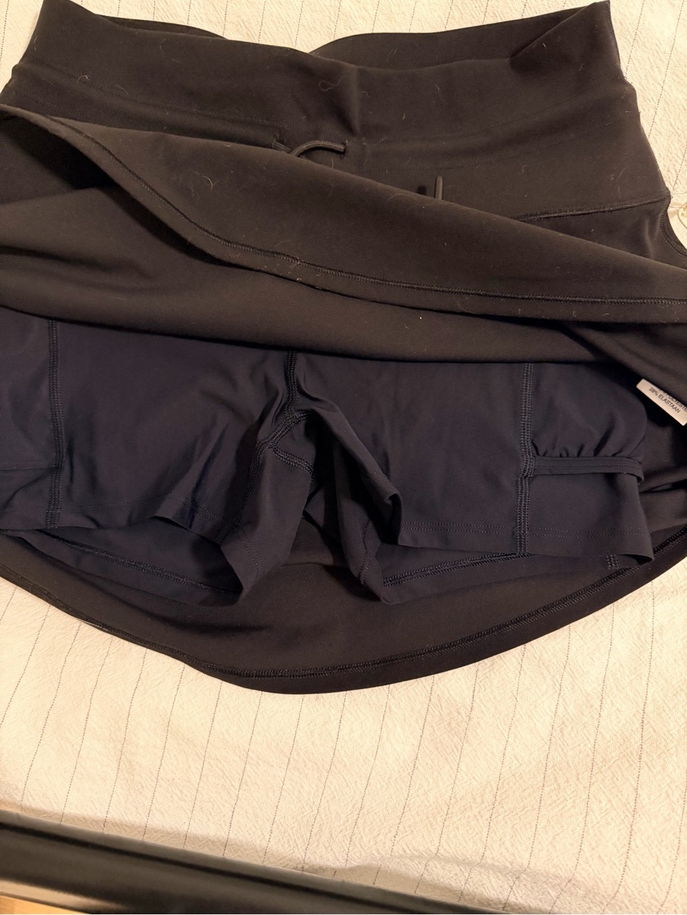 NWT Vuori Black A-Line Active Skort with Drawstring - Picture 3 of 4